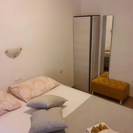 Apartments And Rooms Niki 2 Kaštela Zewnętrze zdjęcie