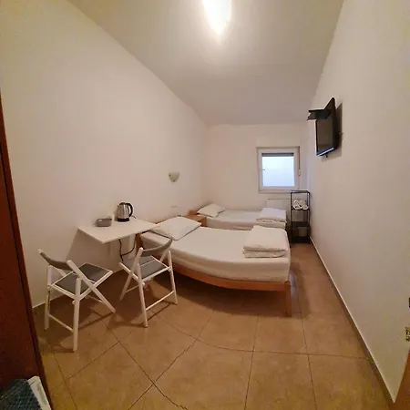 Apartments And Rooms Niki 2 Kaštela Zewnętrze zdjęcie