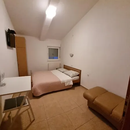 Apartments And Rooms Niki 2 Kaštela Zewnętrze zdjęcie