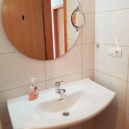 Apartments And Rooms Niki 2 Kaštela Zewnętrze zdjęcie