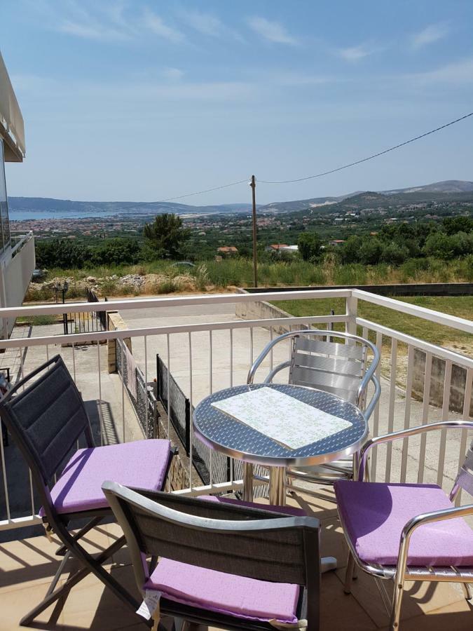 Apartment Apartments And Rooms Niki 2 Kastela