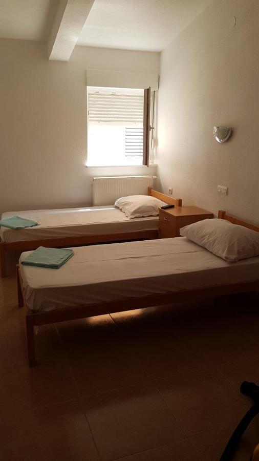 Apartment Apartments And Rooms Niki 2 Kastela
